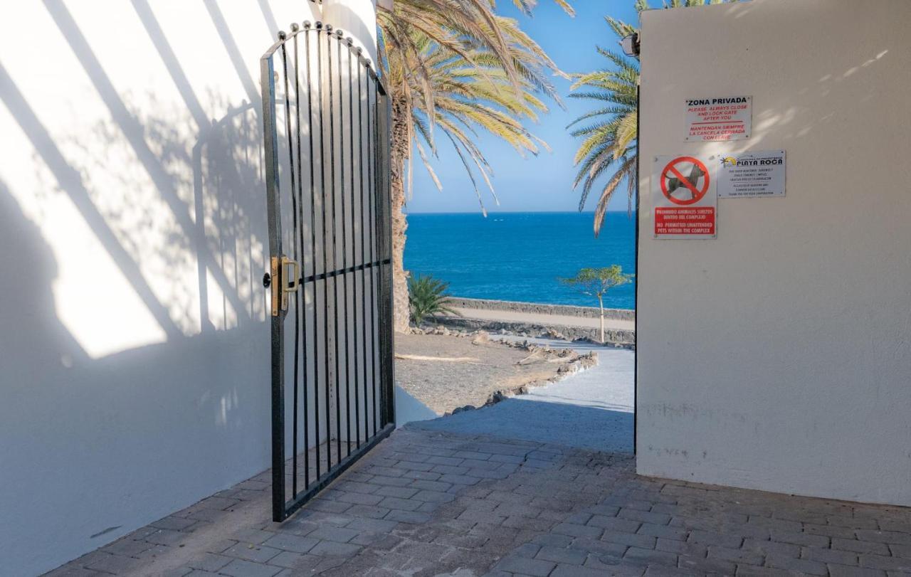 Luxury Casa Playa Roca Bord De Mer Коста Тегисе Екстериор снимка
