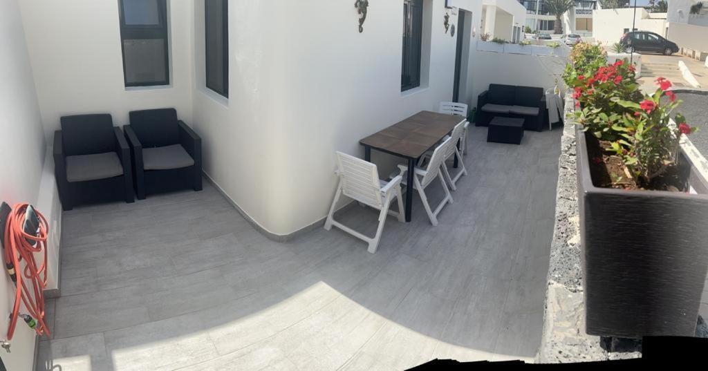 Luxury Casa Playa Roca Bord De Mer Коста Тегисе Екстериор снимка
